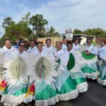 TallyParade_DressLady_Group_Colorful_Goodphoto